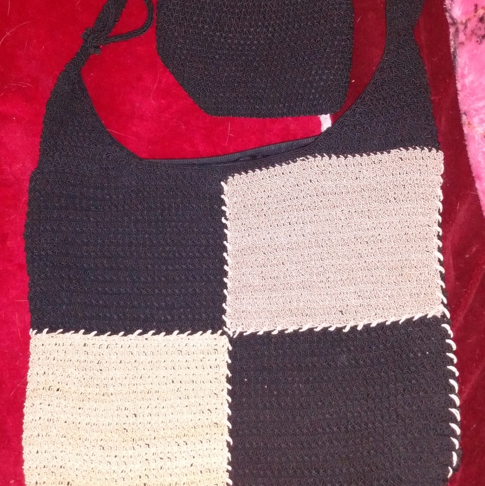 Chateau black woven purse barely used